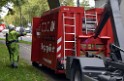 LKW blieb unter Bruecke haengen Koeln Ehrenfeld Innere Kanalstr Hornstr P380